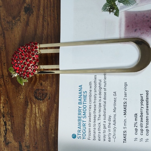 Crystal Strawberry Book Mark - Picture 3 of 4